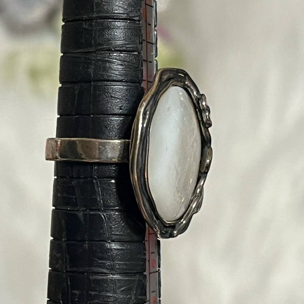 Israel Sterling Mother Of Pearl Ring - Picture 16 of 16